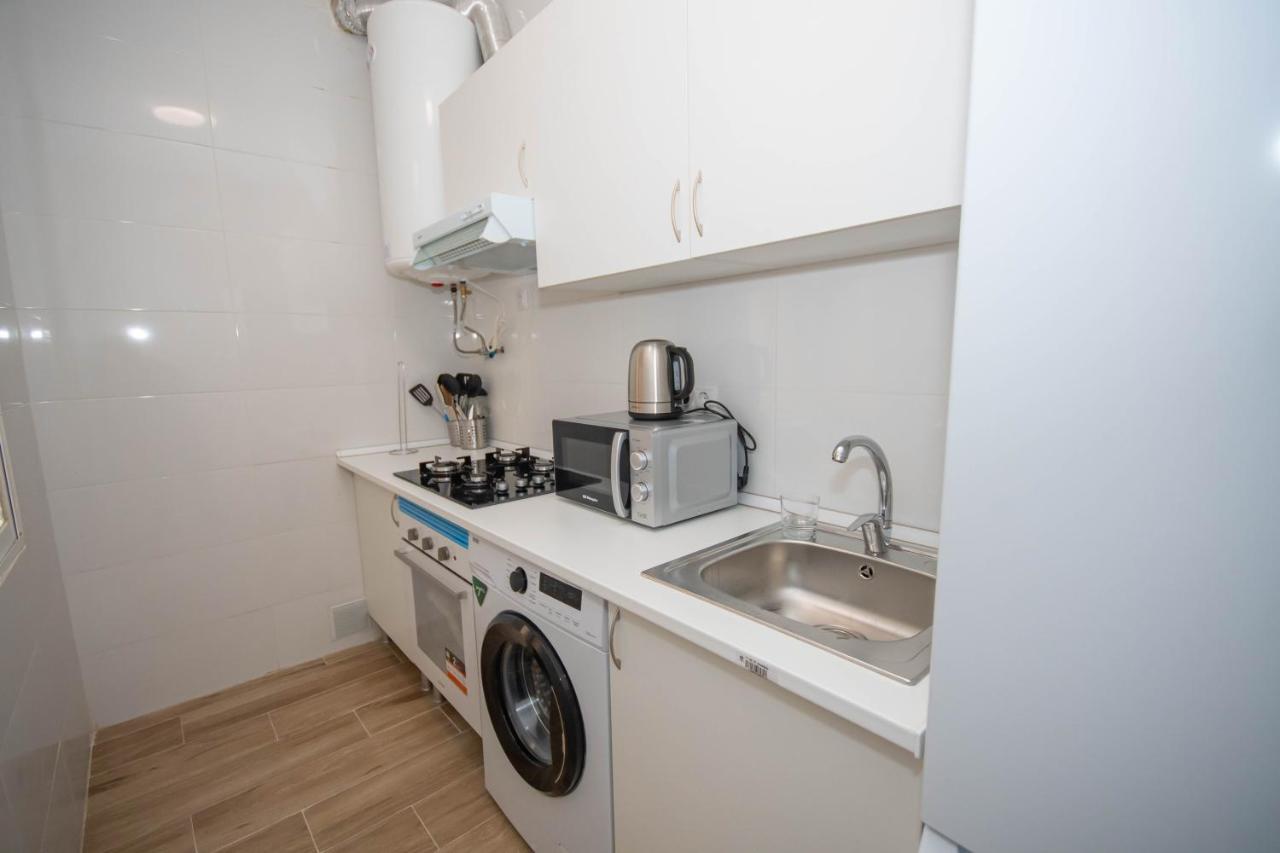 Luminoso Y Amplio Apartamento Temporal En Cuatro Caminos Madrid Tpt11 Eksteriør bilde
